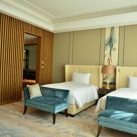 Hilton Urumqi Ngoại thất bức ảnh