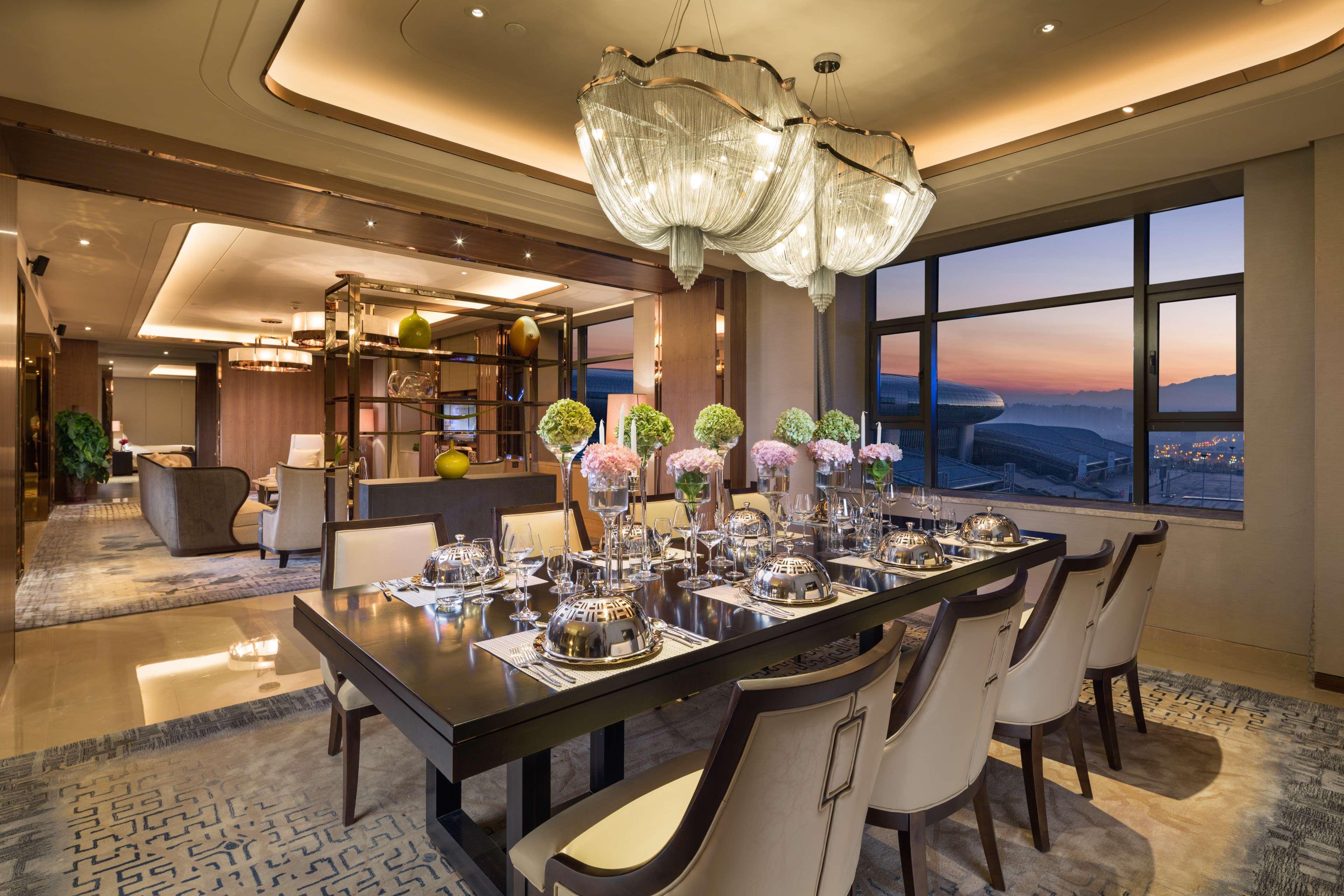 Hilton Urumqi Ngoại thất bức ảnh