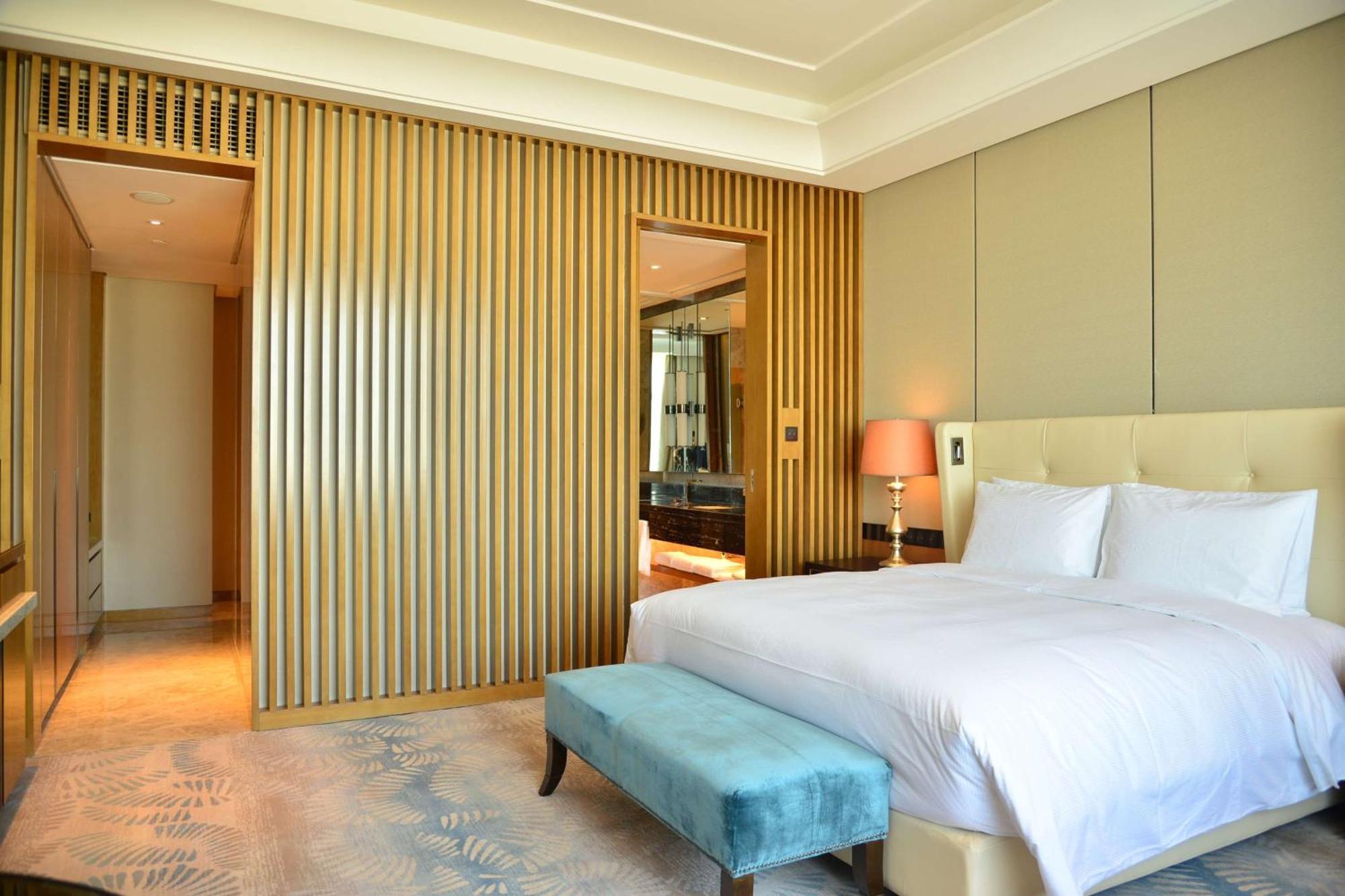 Hilton Urumqi Ngoại thất bức ảnh