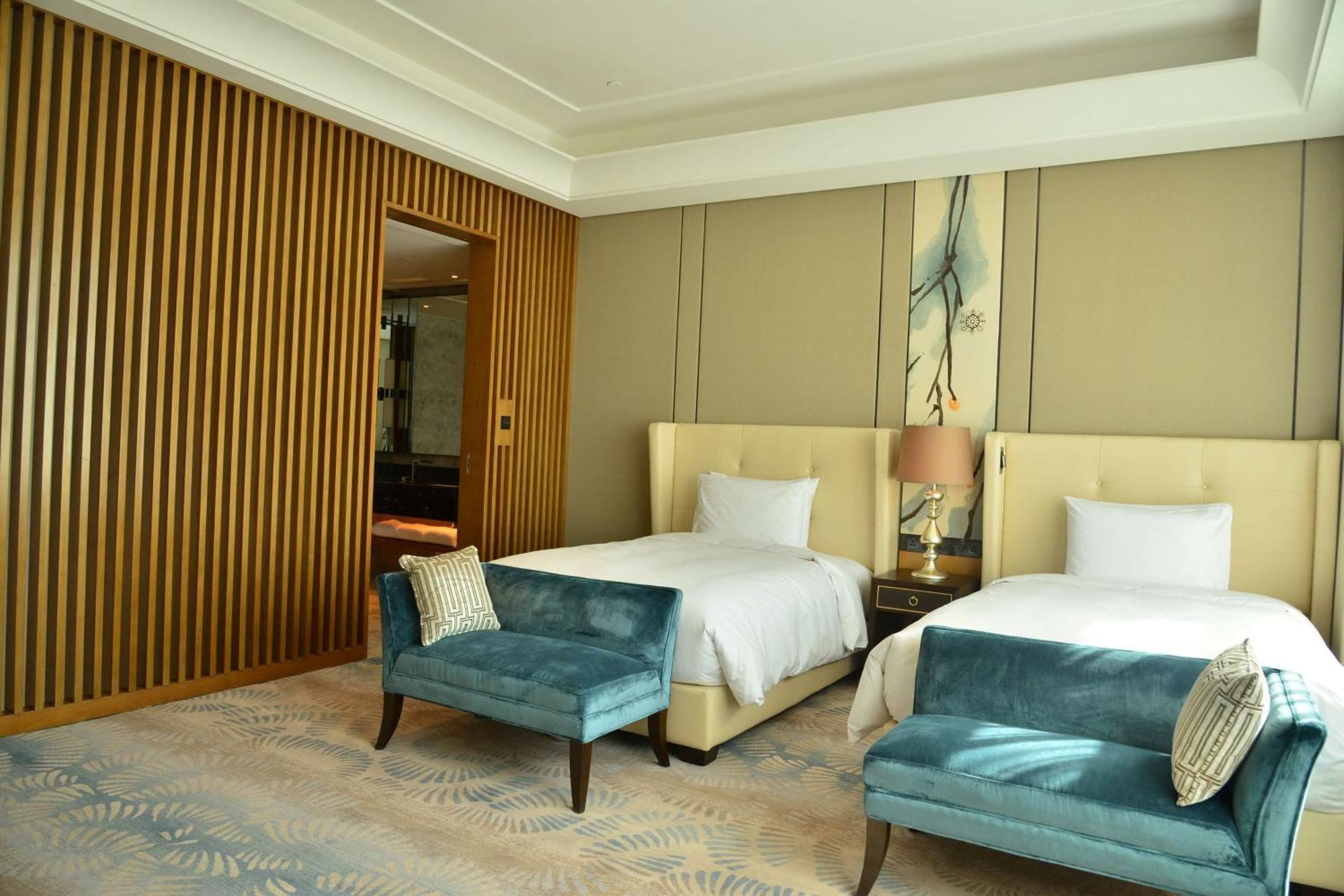 Hilton Urumqi Ngoại thất bức ảnh