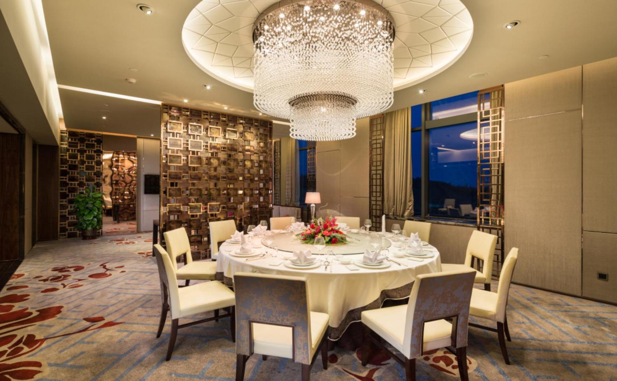 Hilton Urumqi Ngoại thất bức ảnh